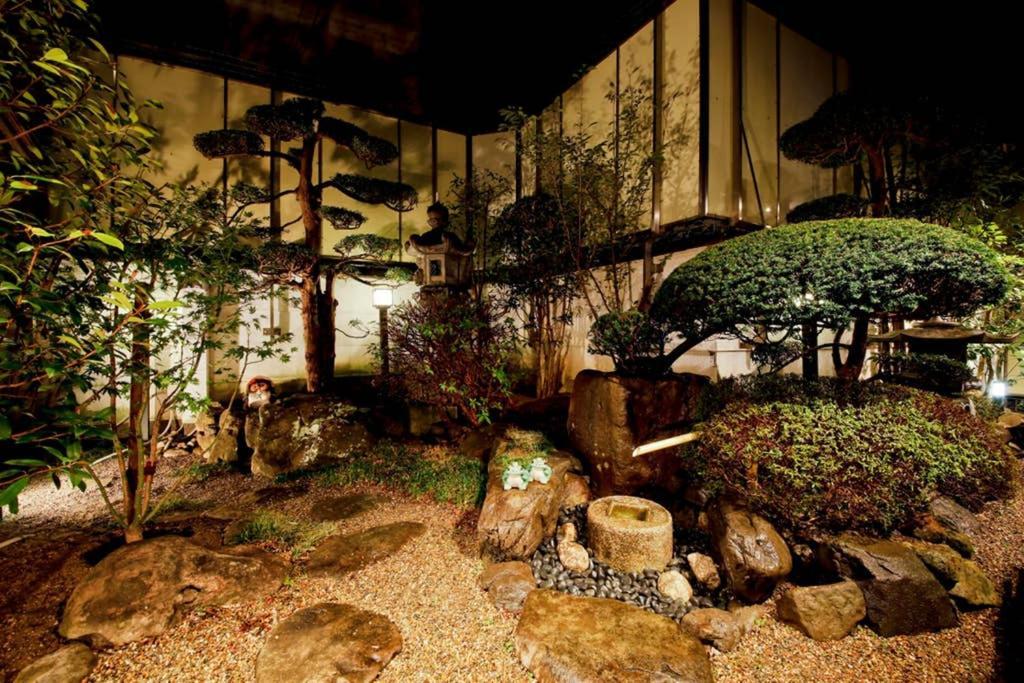 遊之宿 ユニバーサル Ōsaka Exterior foto